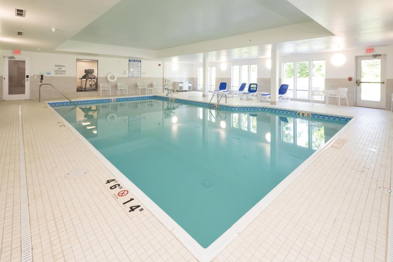 Holiday Inn Express & Suites - Michigan City By Ihg Экстерьер фото